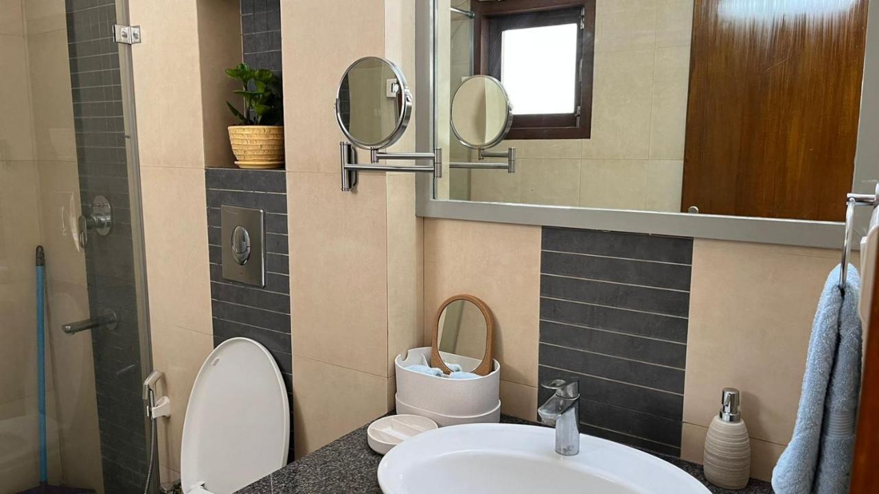 Luho Grande Bed & Breakfast Bangalore Eksteriør bilde